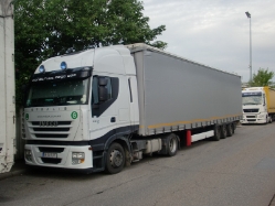 RO-Iveco-Stralis-AS-II-440-S-45-weiss-DS-260610-01