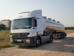 RO-MB-Actros-MP2-1841-weiss-DS-030110-01
