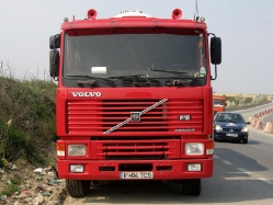 RO-Volvo-F12-red-090409-1-Mihai