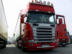 Ro-Scania-164l-480-V8-Akos-Decsi-020110