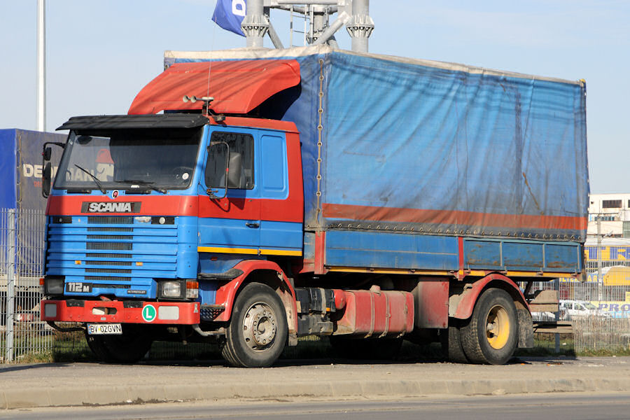 RO-Scania-112M-blue-GeorgeBodrug-020310.jpg