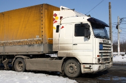 RO-Scania-113M-400-white-GeorgeBodrug-050210