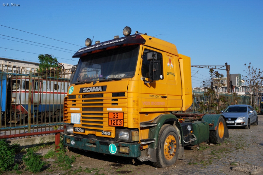 RO-Scania-113-360-orange-270410-3.jpg