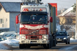 RO-Volvo-FH12-420-red-211209-1