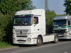 RO-MB-Actros-MP2-1844-weiss-DS-270610-01