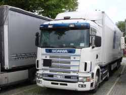 Scania-124-L-420-DFDS-Holz-170605-01-S