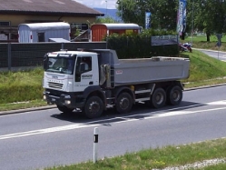 Iveco-Trakker-340T38-weiss-Junco-311205-01-CH