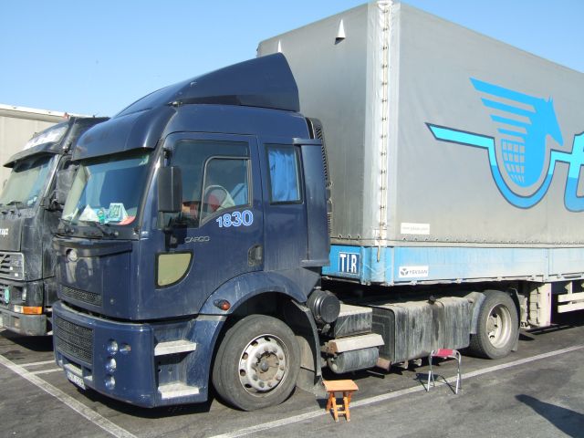 Ford-Cargo-1830-Tuerker-Fustinoni-220206-02-TR.jpg - G. Fustinoni