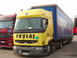 Renault-Premium-420-Reysas-Holz-200505-01-TR