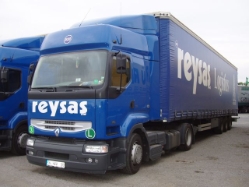 Renault-Premium-420-Reysas-Holz-231004-1-TR