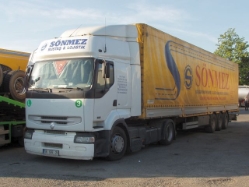 Renault-Premium-420-Soenmetz-Holz-170605-01-TR
