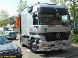 MB-Actros.1843-silber-170504-1