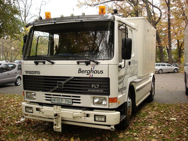 Volvo-FL7-Berghaus-Leupolt-031104-1.jpg
