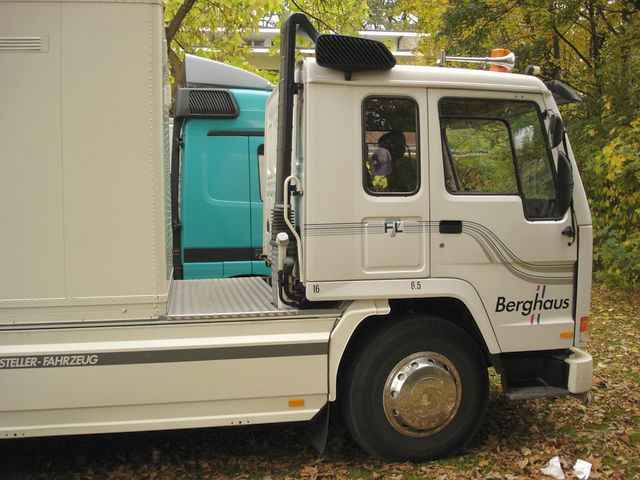 Volvo-FL7-Berghaus-Leupolt-031104-3.jpg