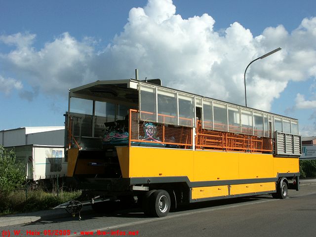 Packwagen-gelb-090505-01.jpg