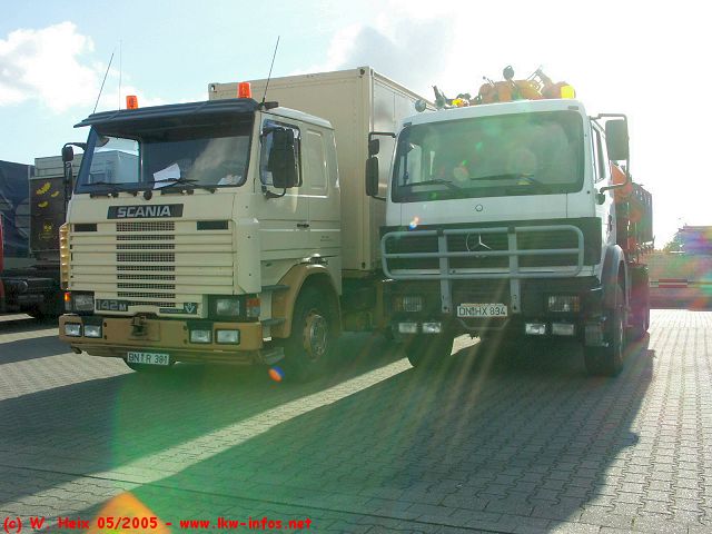 Scania-142-M-090505-01.jpg