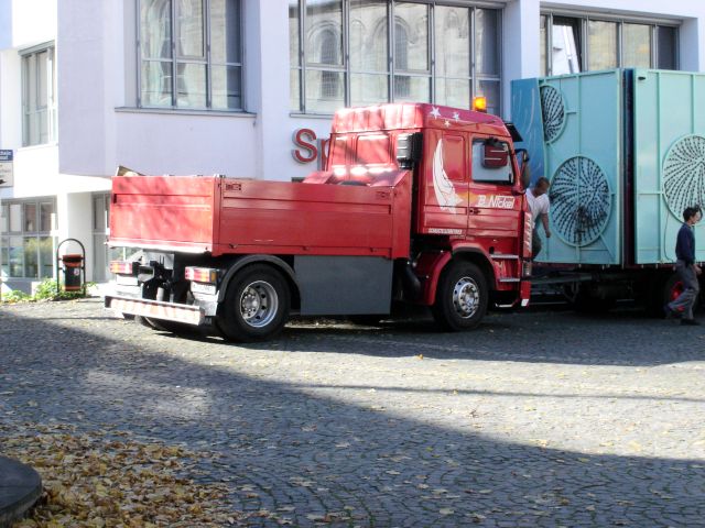 Scania-113-M-420-Nickel-Leupolt-060106-02.jpg