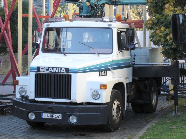 Scania-141-weiss-Leupolt-060106-01.jpg