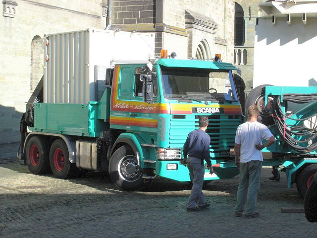Scania-143-H-450-Nickel+Kinzler-Leupolt-060106-02.jpg