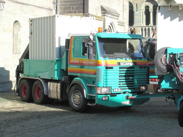 Scania-143-H-450-Nickel+Kinzler-Leupolt-060106-03.jpg