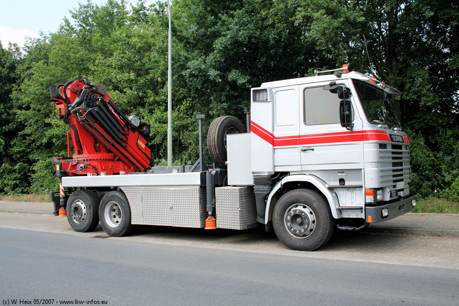 Scania-112-240507-03.jpg
