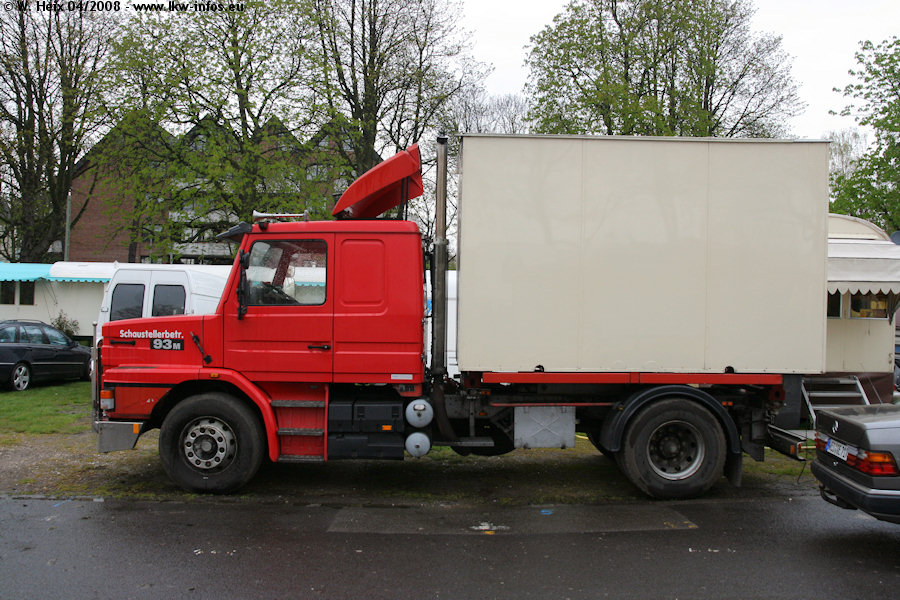Scania-93-M-250-rot-130408-01.jpg