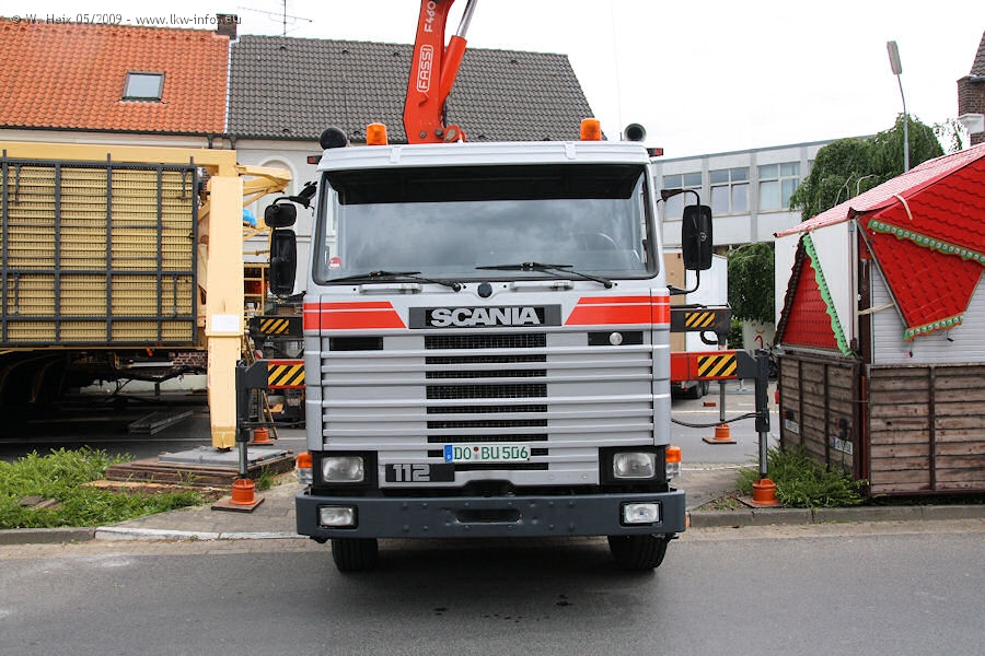 Scania-112-H-grau-270509-03.jpg