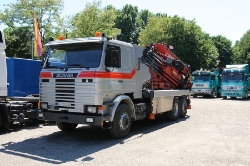 Scania-112-silber-290509-01
