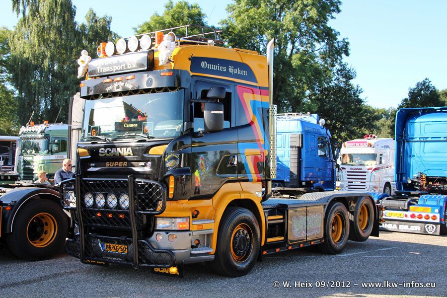 2e-Gerrits-Scania-V8-Dag-Hengelo-010912-300.jpg