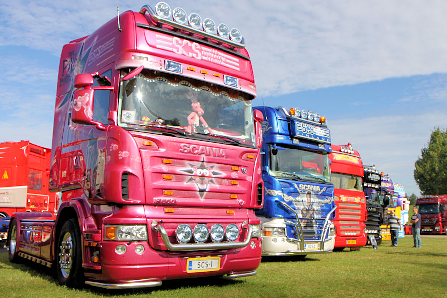 Scania-R-500-SCS-pink-010809-02.jpg