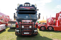 Scania-R-500-schwarz-010809-04