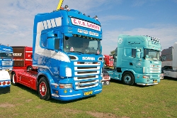 Scania-R-500-vdLinden-010809-03