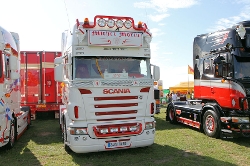 Scania-R-500-weiss-010809-02