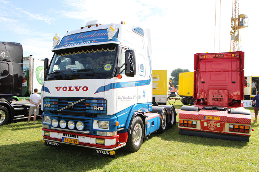 Volvo-FH12-Ouwehand-010809-02.jpg