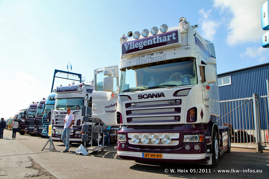 Truckshow-Flakkee-Stellendam-210511-195.JPG
