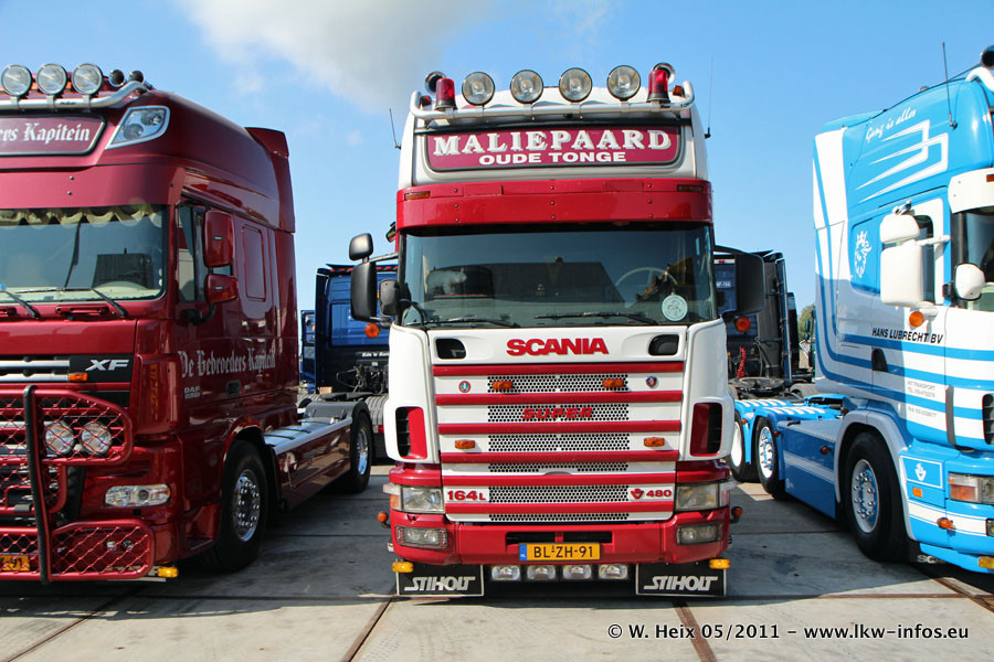 Truckshow-Flakkee-Stellendam-210511-259.JPG