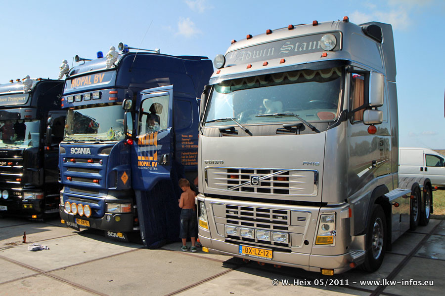 Truckshow-Flakkee-Stellendam-210511-285.JPG