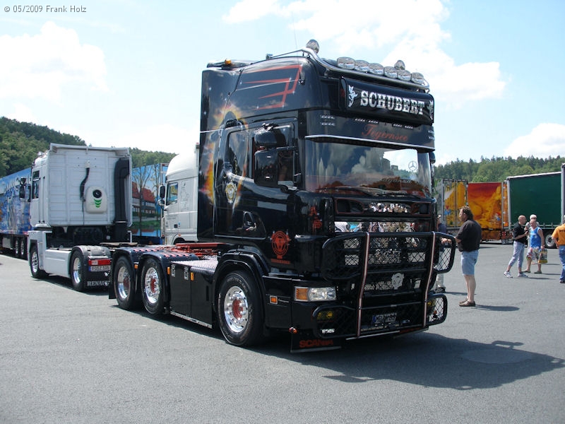 Scania-4er-Schubert-Holz-240609-01.jpg