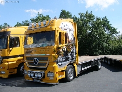 MB-Actros-MP2-gelb-Holz-240609-01