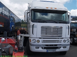 US-Trucks-090705-13