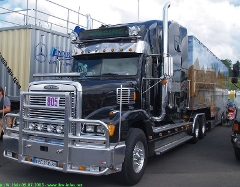 US-Trucks-090705-15