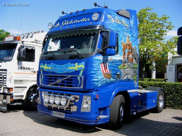 Volvo-FH12-blue-viking-Eischer-020805-03.jpg