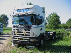 Scania-4er-vanni-Eischer-020805-00