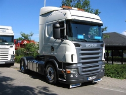 Scania-R-420-weiss-Eischer-020805-01