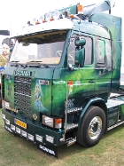 Scania-143-gruen-Fitjer-200507-01-H