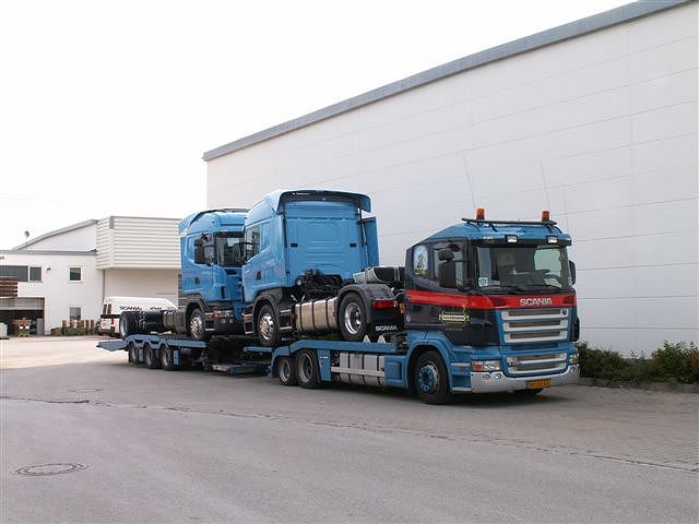 Scania-R-420-Autotransporter-Bach-040705-01.jpg - Norbert Bach