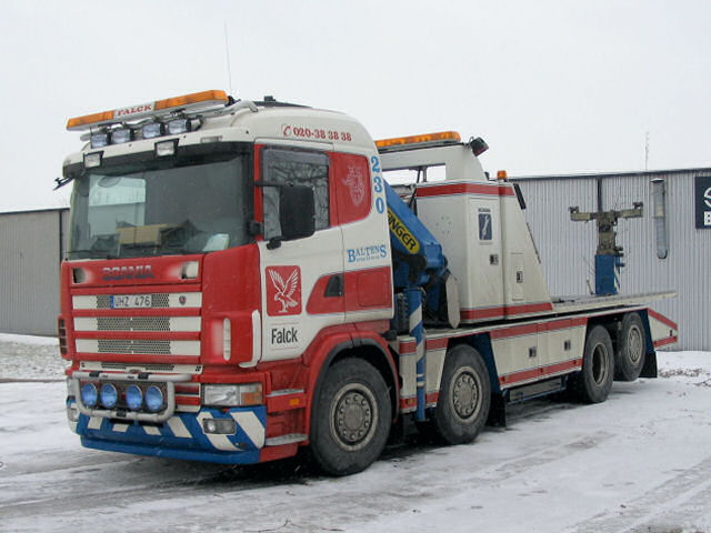 Scania-4er-Falck-Vorechovsky-300906-01.jpg - Jaroslav Vorechovsky