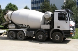 MB-Actros-3240-weiss-Hlavac-270706-01