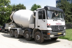 MB-Actros-3240-weiss-Hlavac-270706-02