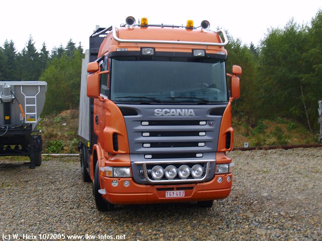 Scania-R-580-orange-011005-02.jpg